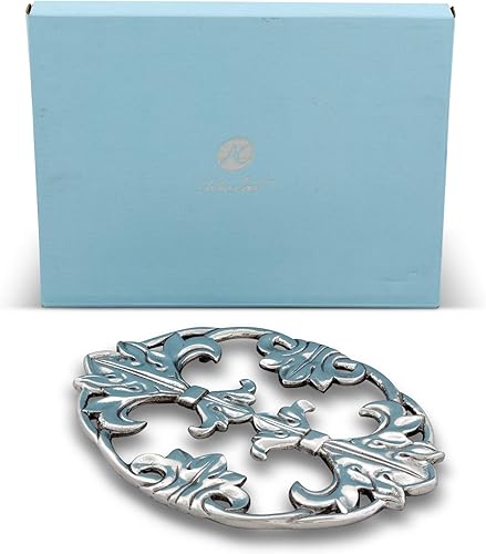 Miniatura 6 de Arthur Court Diseños de aluminio Fleur-De-Lis Salvamanteles sartenes calientes ollas platos o tetera tema francés 9.25 pulgadas x 7 pulgadas