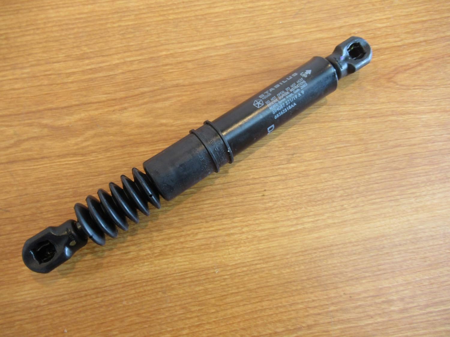 Mopar 2019-2020 Ram 2500 3500 Tailgate Strut Damper New OEM