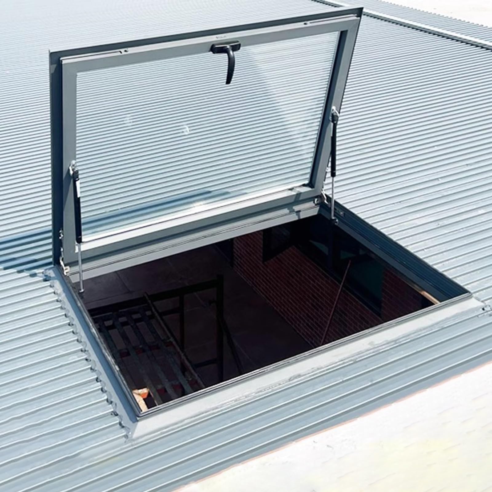 HELCEKOU Skylights for Roofs & RVs Camper Windows Kitchen Bathroom Ventilation Chicken Coop Light Access Easy Installation Outdoor Shed Skylight Solutions