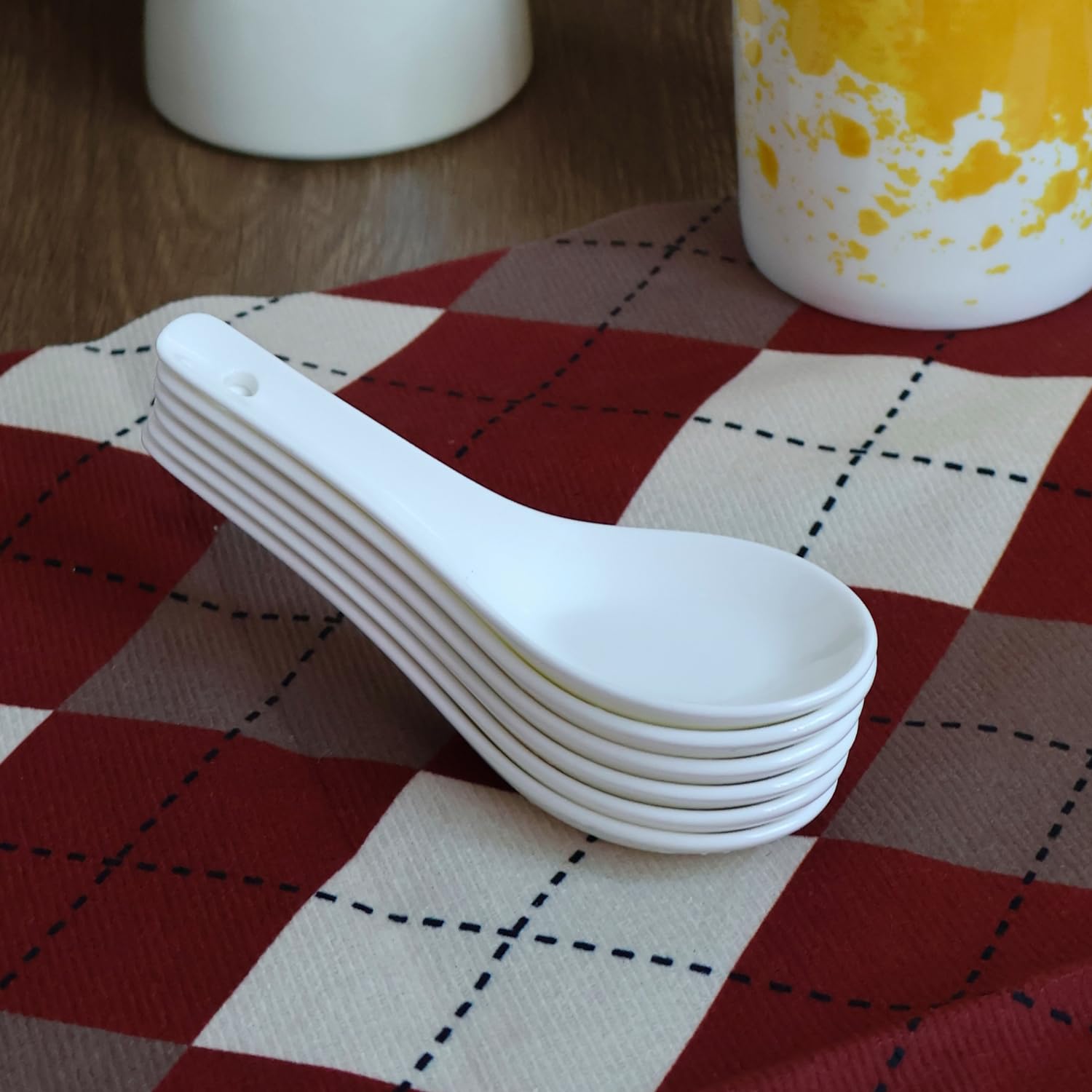 Btrquedo 5.1in Ceramic Asian Soup Spoons, Ramen Spoons Set of 6, Japanese Soup Spoons, Chinese Soup Spoons Dessert Spoon for Noodles, Dumpling, Miso, Pho, Wonton 2