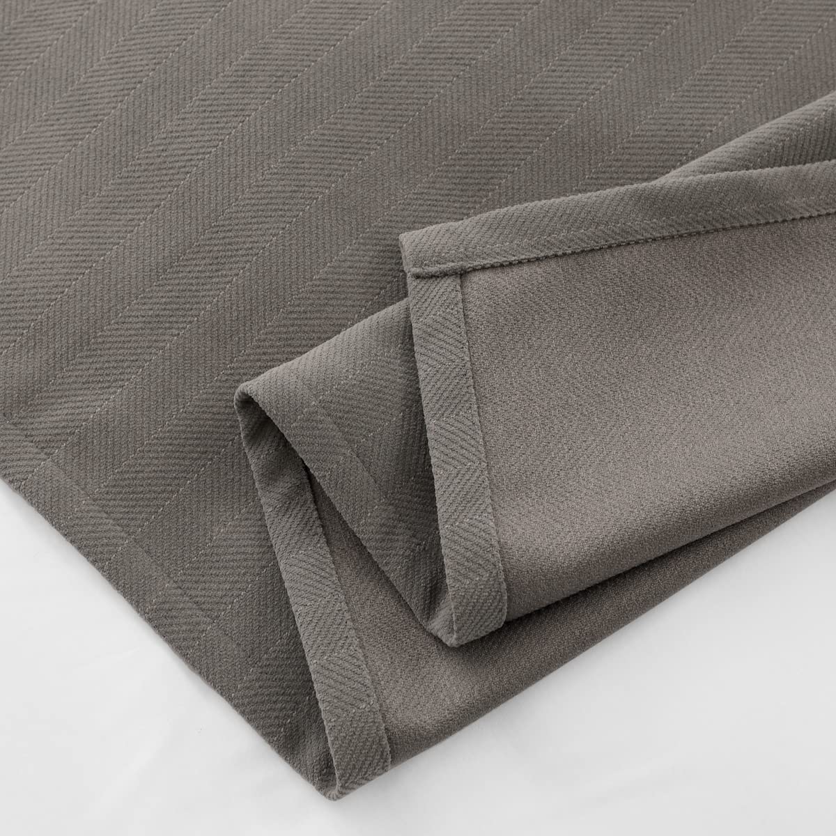 AMBERIS Bed Runner Single Layer Chenille Grey, Modern Style Bed Scarves for Home Hotel Decorations (Pillowcases sold separately) - Image 4
