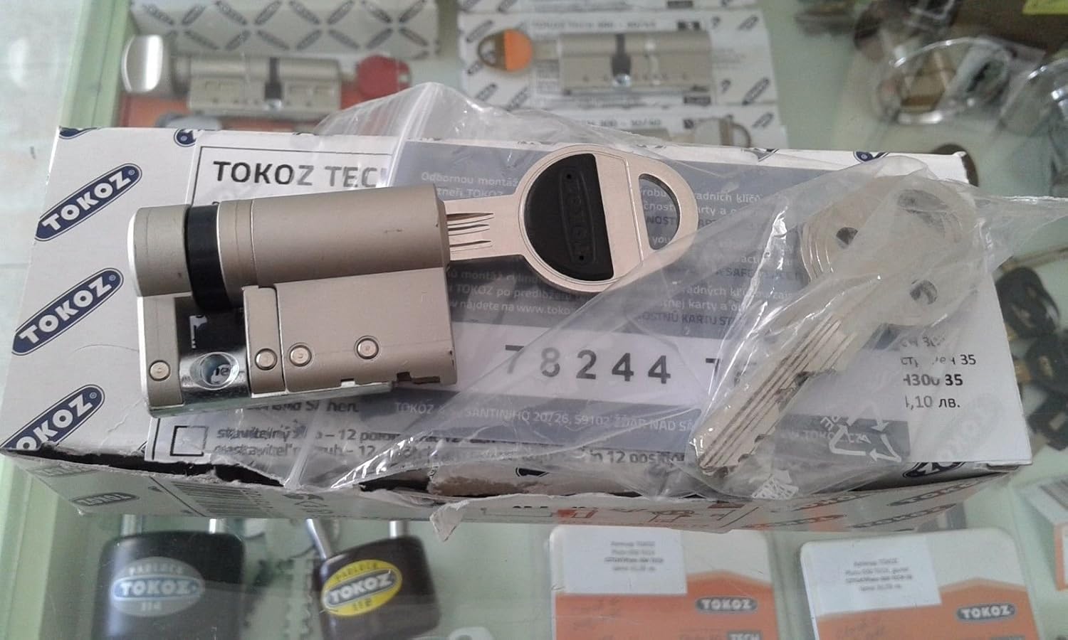 TOKOZ TECH 300 High Security Lock .with 3 Keys and Keycode