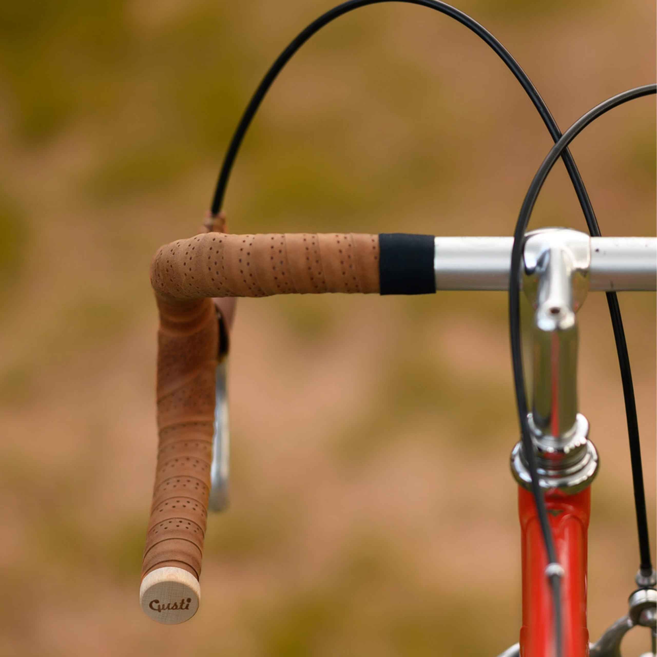 Gusti ruban pour guidon de bicyclette cuir - liège 200 cm Fausto C. Guidoline pour poignée de bicyclette cuir accessoires vélo de course brun clair