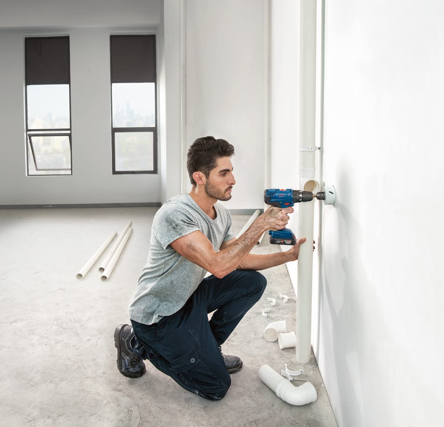 Bosch Professional 18V System Perceuse-visseuse à Percussion sans Fil GSB 18V-21 en L-BOXX