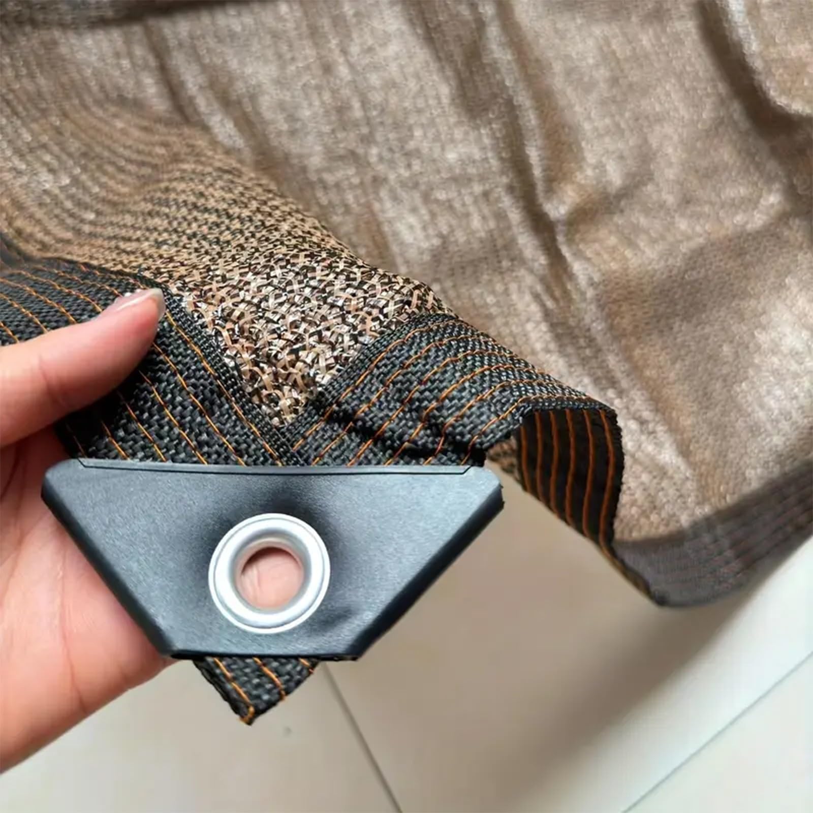 90% resistente ai raggi UV per esterni, patio, giardino, cortile, posto auto coperto e cucce per cani. Soluzione ombreggiante Wate (dimensioni: 6 m x 8 m)
