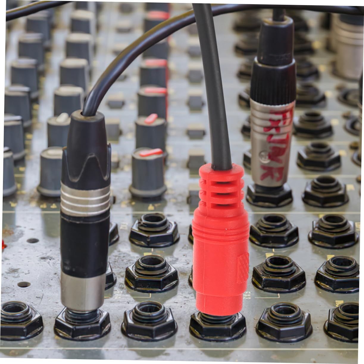 ifundom 90-Degree Bent 3.5mm Audio Jack to 5-pin Midi Cable Adapter Universal Audio Cord Converter