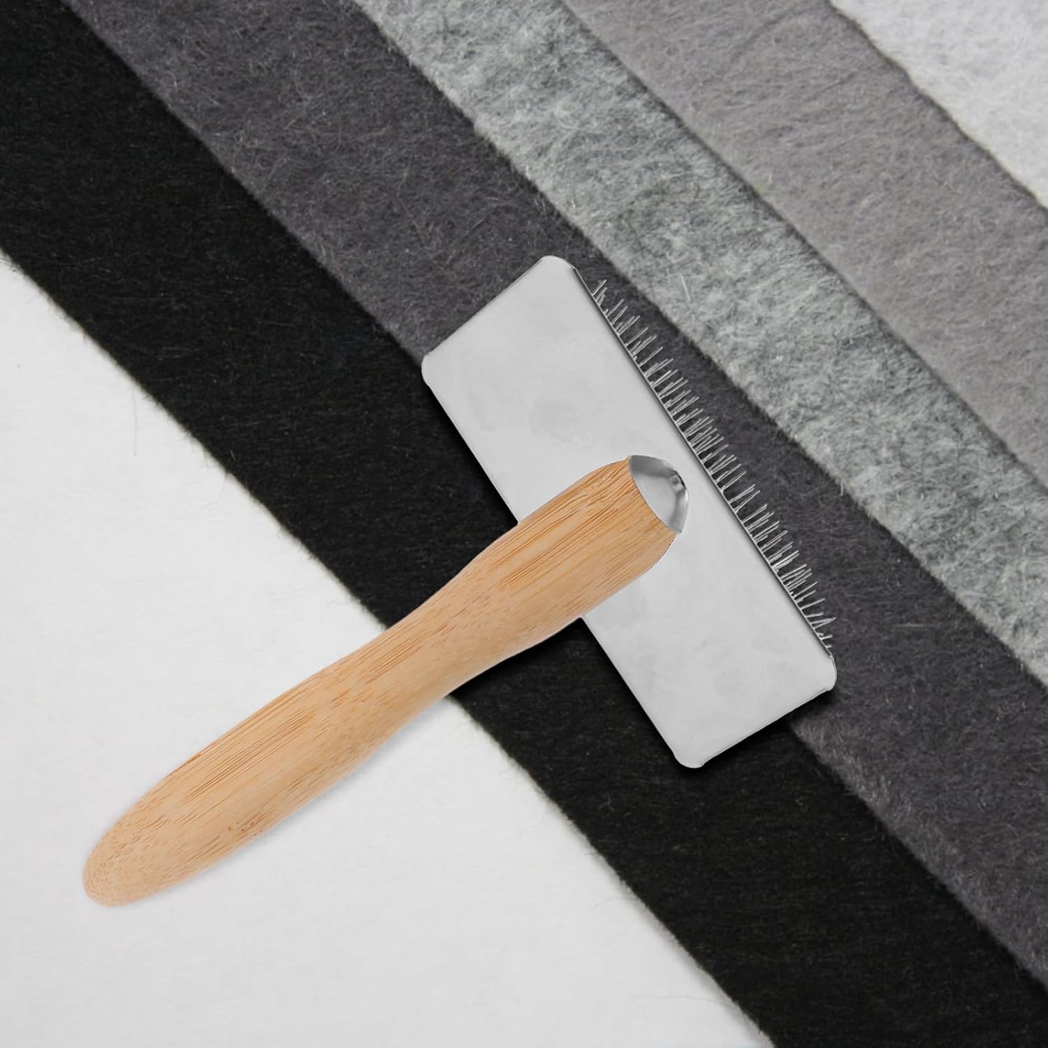 JOYOFREELY 2pcs Needle Felting Brush Tool with Wooden Handle Medium Size for Wool Craft Felting Projects for Beginners and Hobbyists