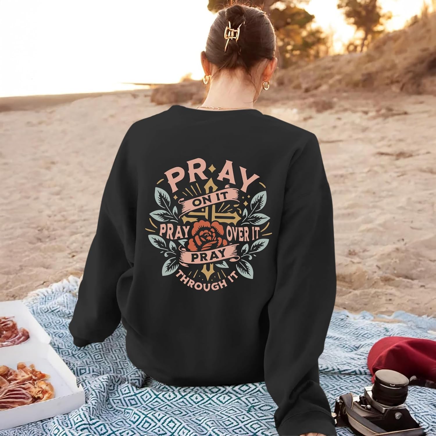 Christian Crewneck Sweatshirts for Women Pray Bible Verse Pullover Faith Religious Cross Graphic Long Sleeve Shirts - Image 5