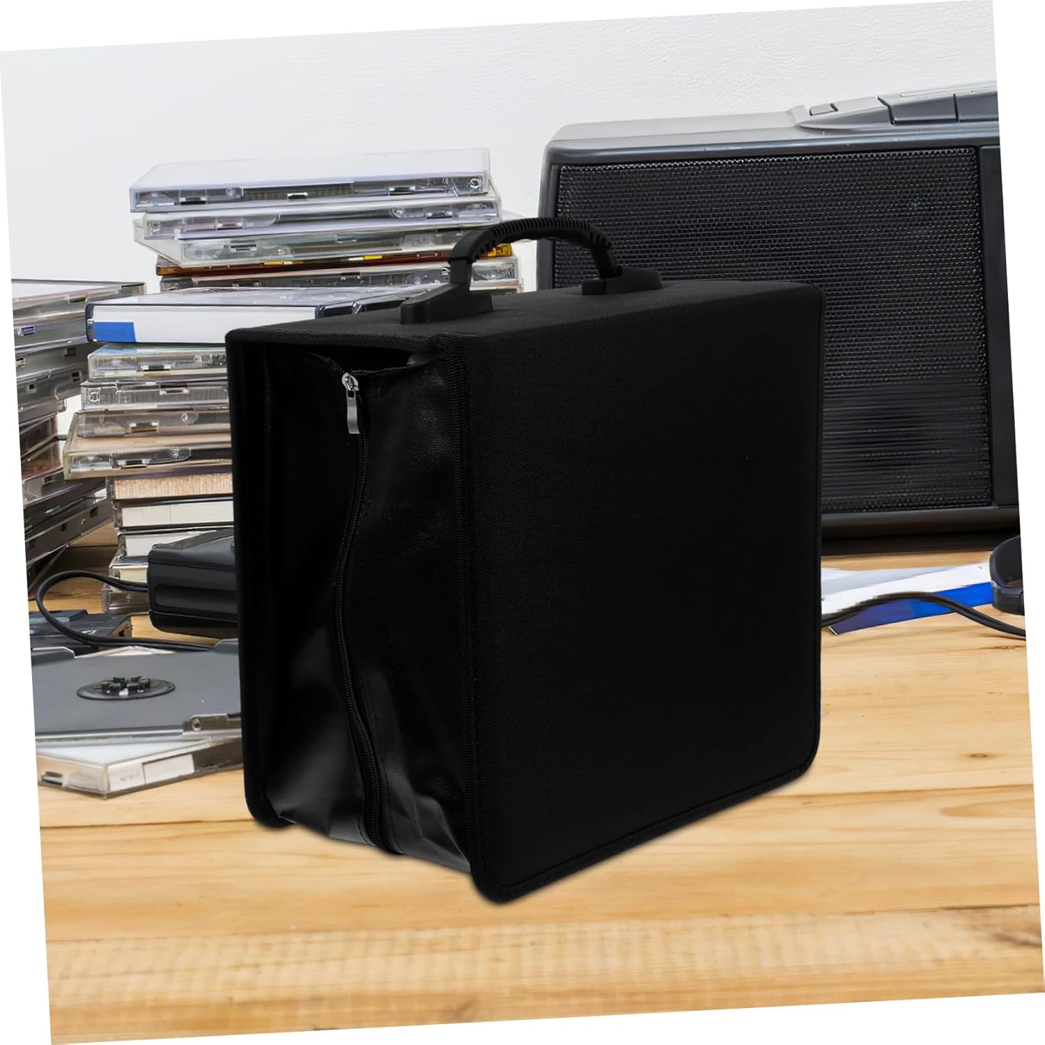 Garneck Portable Pu Cd DVD Storage Organizer with Handle Large Capacity for Discs for Car Use Functional Disk Holder for Movies and Music and Design