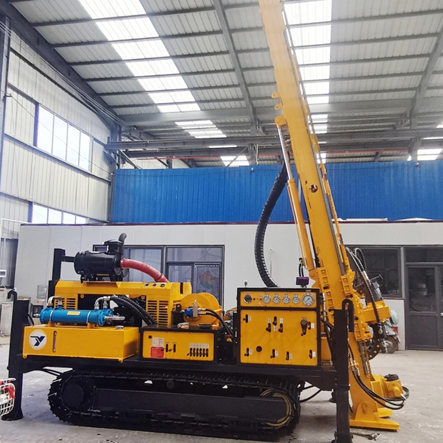 Crawler Full Hydraulic Core Drill, All Terrain Drilling Machine for Remote Exploration, Ideal for Wilderness Geology Survey and Core Sampling Projects