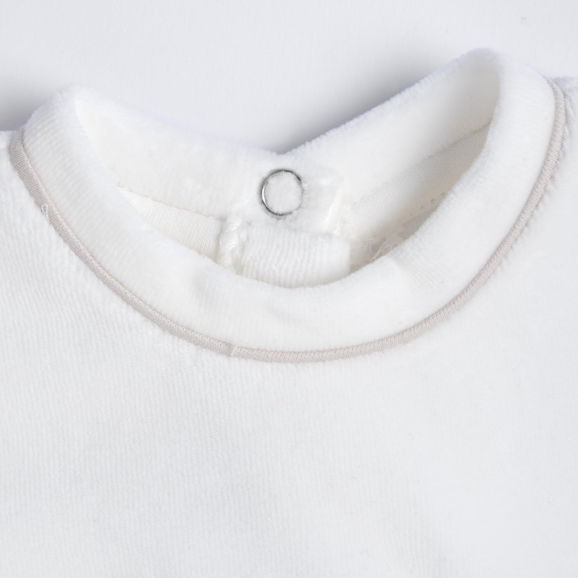 Chicco, Grenouillère Bébé Fille en Chenille Chaude et Douce, avec Ouverture Pratique à l'Entrejambe, Idéale pour l'Hiver, Vêtements Bébé 0-24 Mois, Designed in Italy