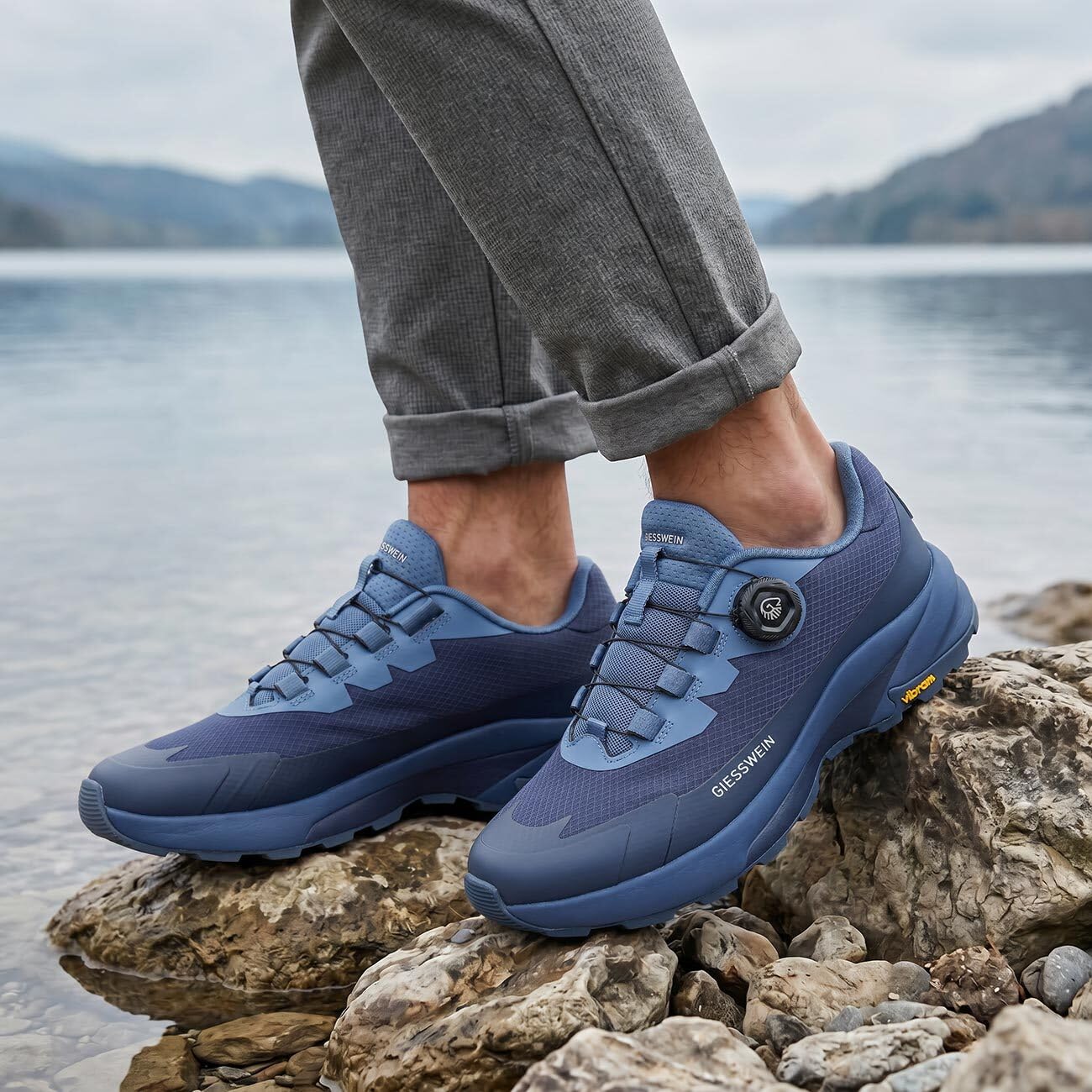Giesswein Wool Trek X Men - Wasserdichter Trekkingschuh, Megagrip-Sohle | Outdoor Sneaker mit Schnellschnürung & Merino-Wechselfußbett – idealer Grip auf jedem Terrain, für Sport & Freizeit