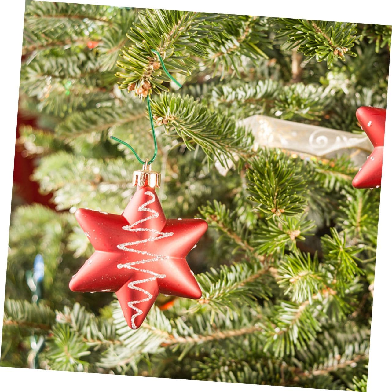 Cabilock 300pcs Christmas Hooks for Tree Decorations Metal Hangers for Xmas Ornaments Lightweight and Compact Design Strong Load-Bearing Holiday for Family and Friends