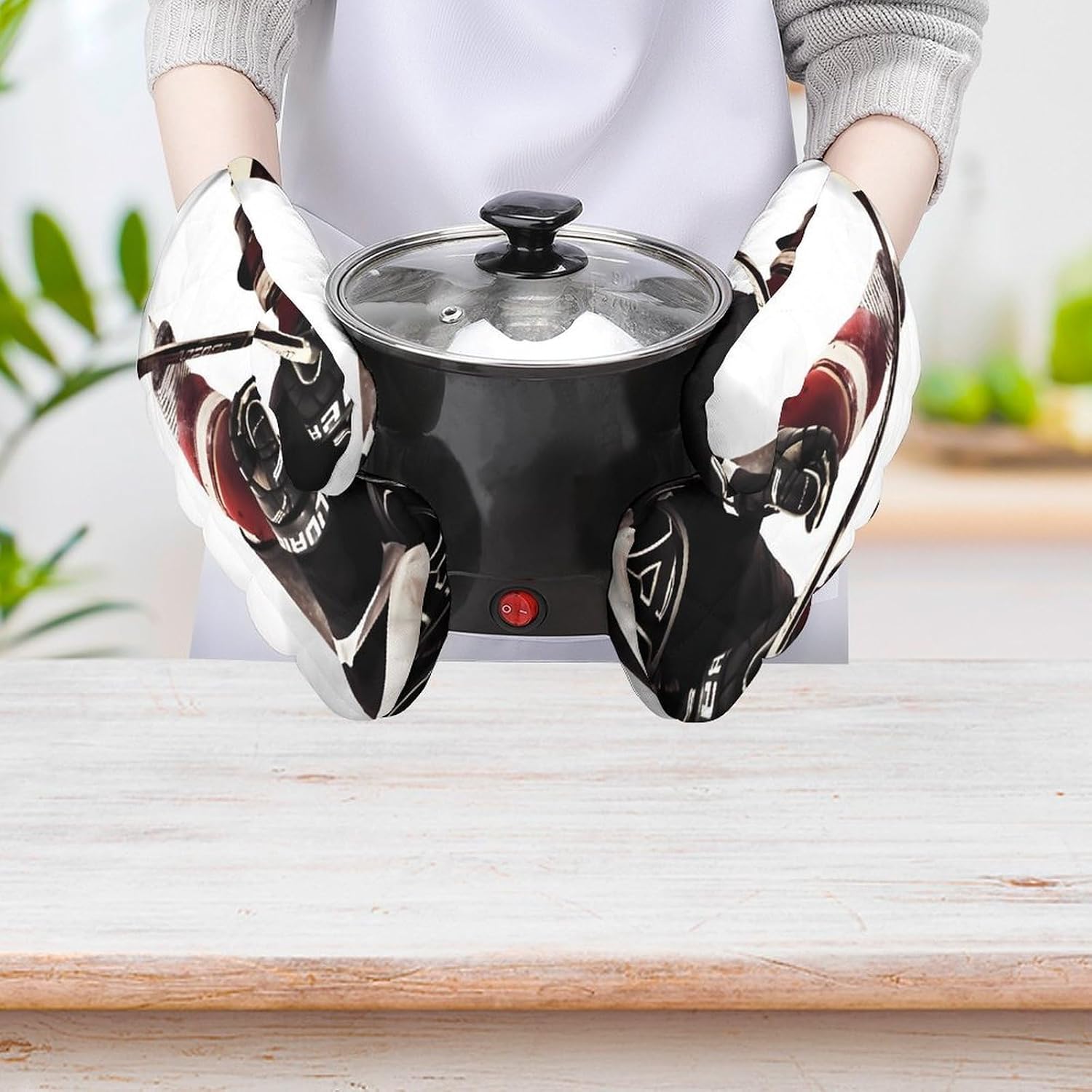 2 Pcs Oven Mitts Heat Resistant Kitchen Gloves Soft Safety Ice Hockey Pattern Oven Glove for Microwave, Barbecue