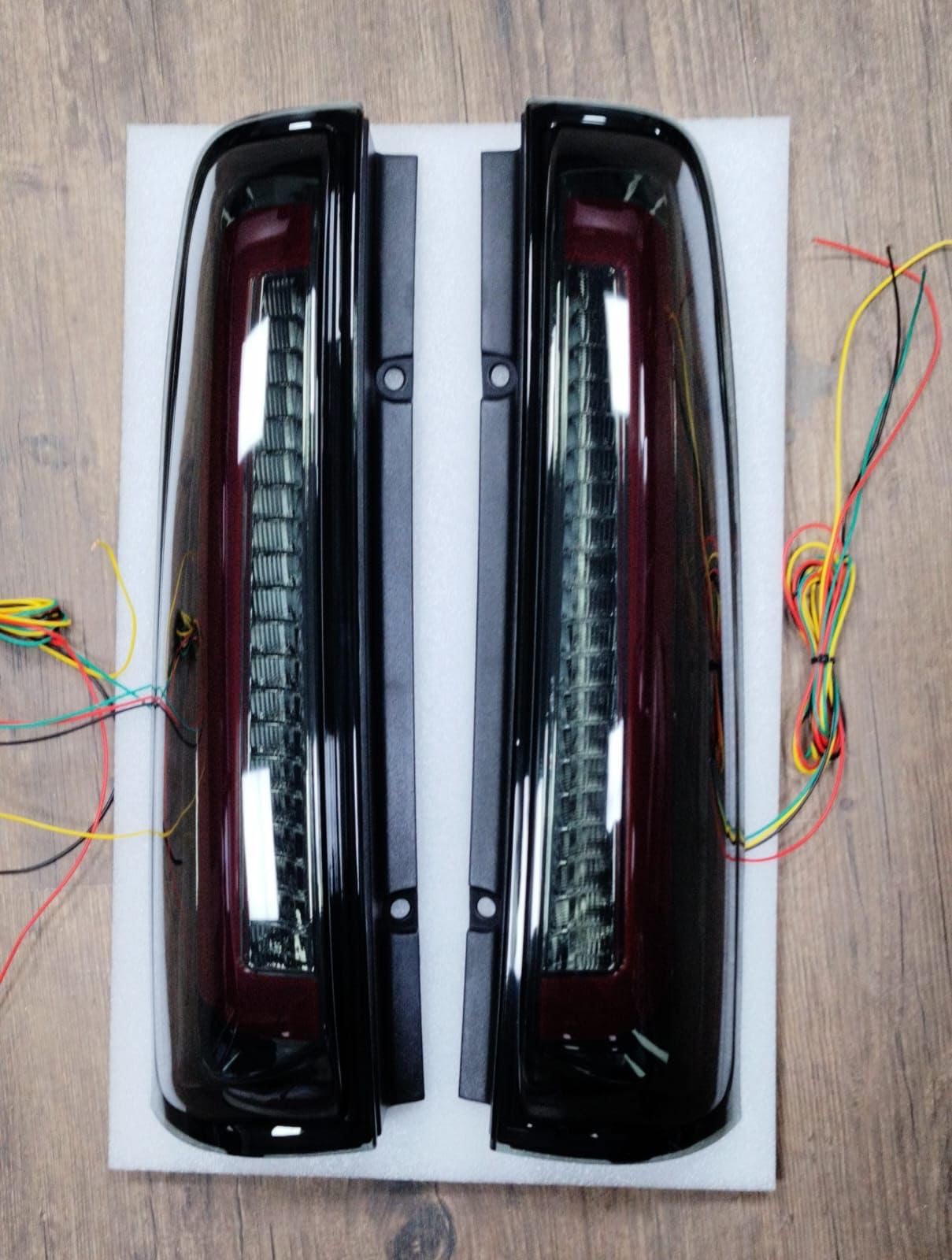 SNTP Rear Tail Cabin Pillar Light Smoke Colour Set Of 2 Scanning+Matrix Type For Scorpio All S-Models, LED