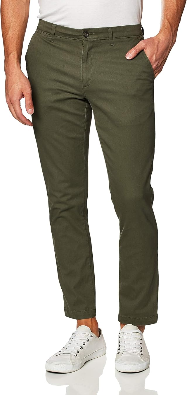 Amazon Essentials Herren Lässige Slim-Fit-Ganztags-Stretch-Chinohose