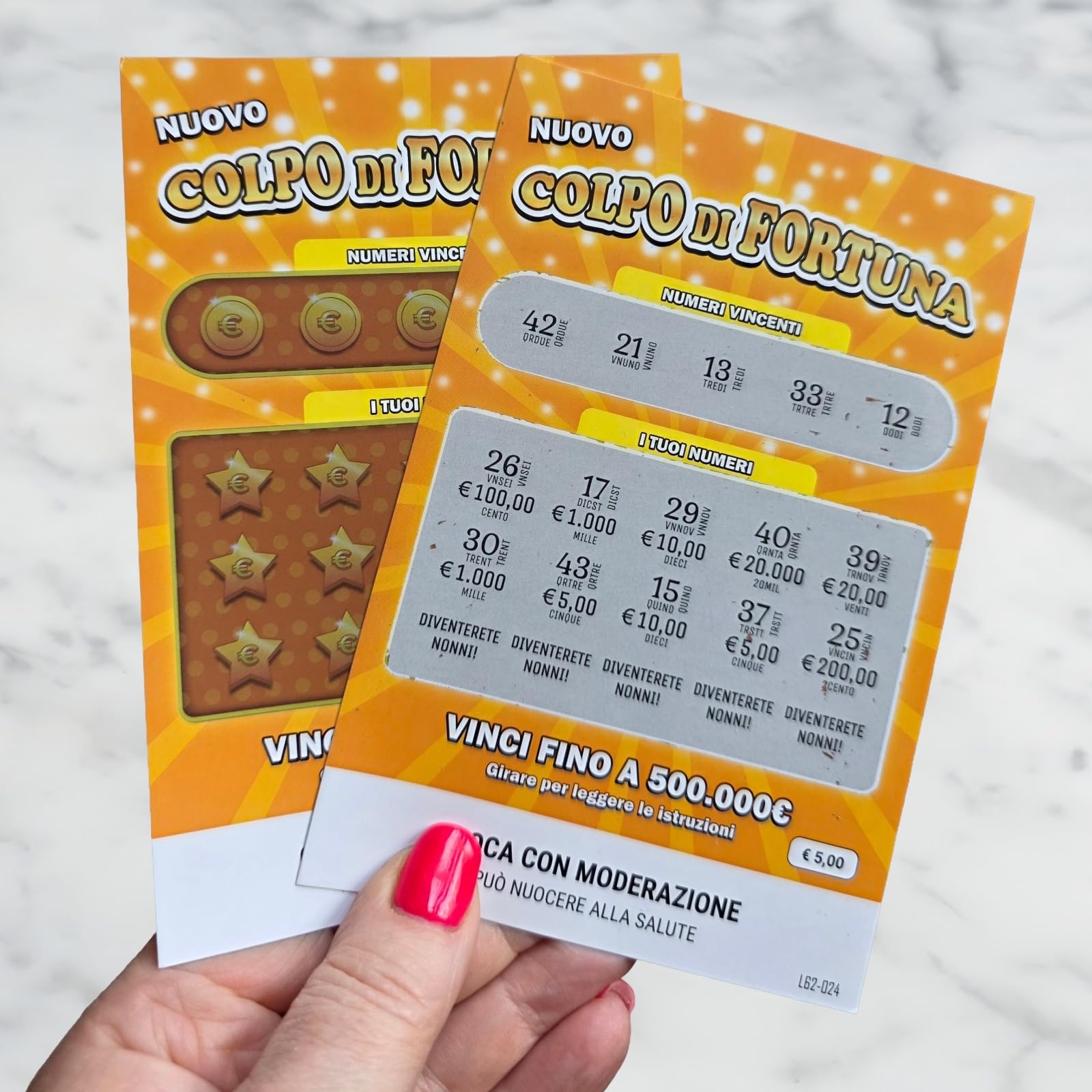 Biglietti Gratta e Vinci Annuncio Gravidanza Nonni – 2 Cartoline Sorpresa “Diventerete Nonni” – Idea Originale per Comunicare la Notizia ai Futuri Nonni - 2