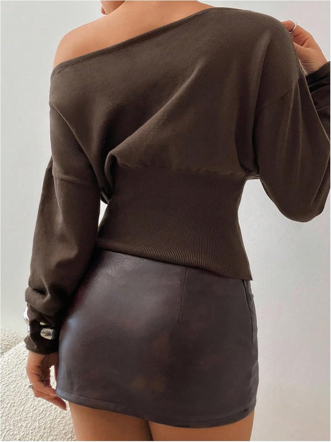 GORGLITTER Women's Off The Shoulder Cropped Sweater Cozy Long Sleeve Fall Winter Cinched Waist Knit Going Out Pullover Top - Image 2