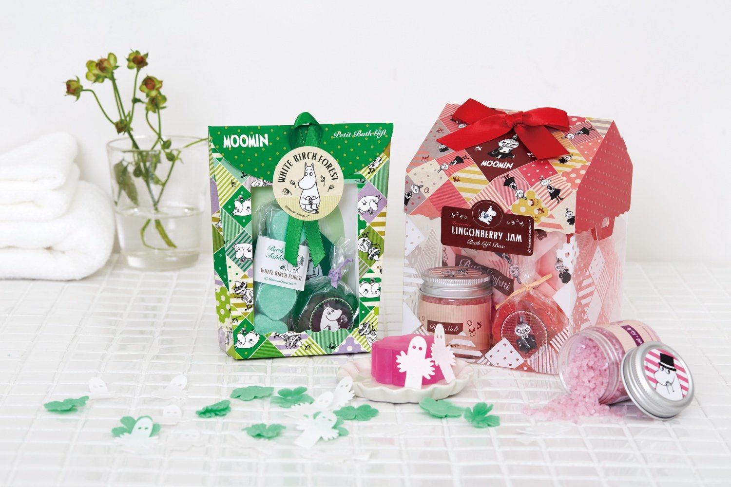 ムーミン バスセット/帽子/しらかばの森/ラッピング済み入浴剤 Amazon | ムーミン プチバスギフト しらかばの森 (MOOMIN グリーン調で