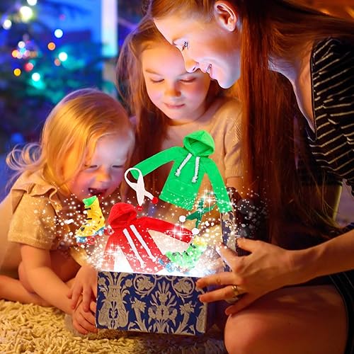 Miniatura 5 de Meooeck Juego de 6 accesorios de elfo de Navidad que incluye 2 ropa de muñeca elfo navideña y 4 accesorios novedosos de elfo para niños (patines