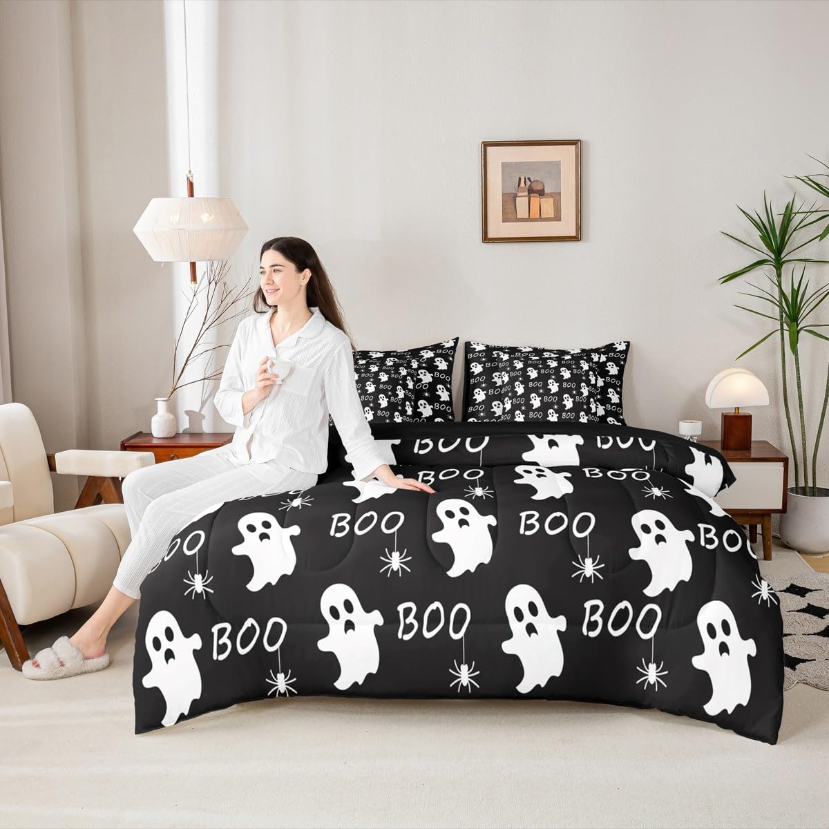 Feelyou Happy Halloween Comforter Set Twin Size 7 Pieces Kawaii Ghost Printed Bedding Set Cute Ghost Bed in a Bag with Comforter, Sheets, Pillowcases, Cushion Covers Bedroom Decor All Season Quilted