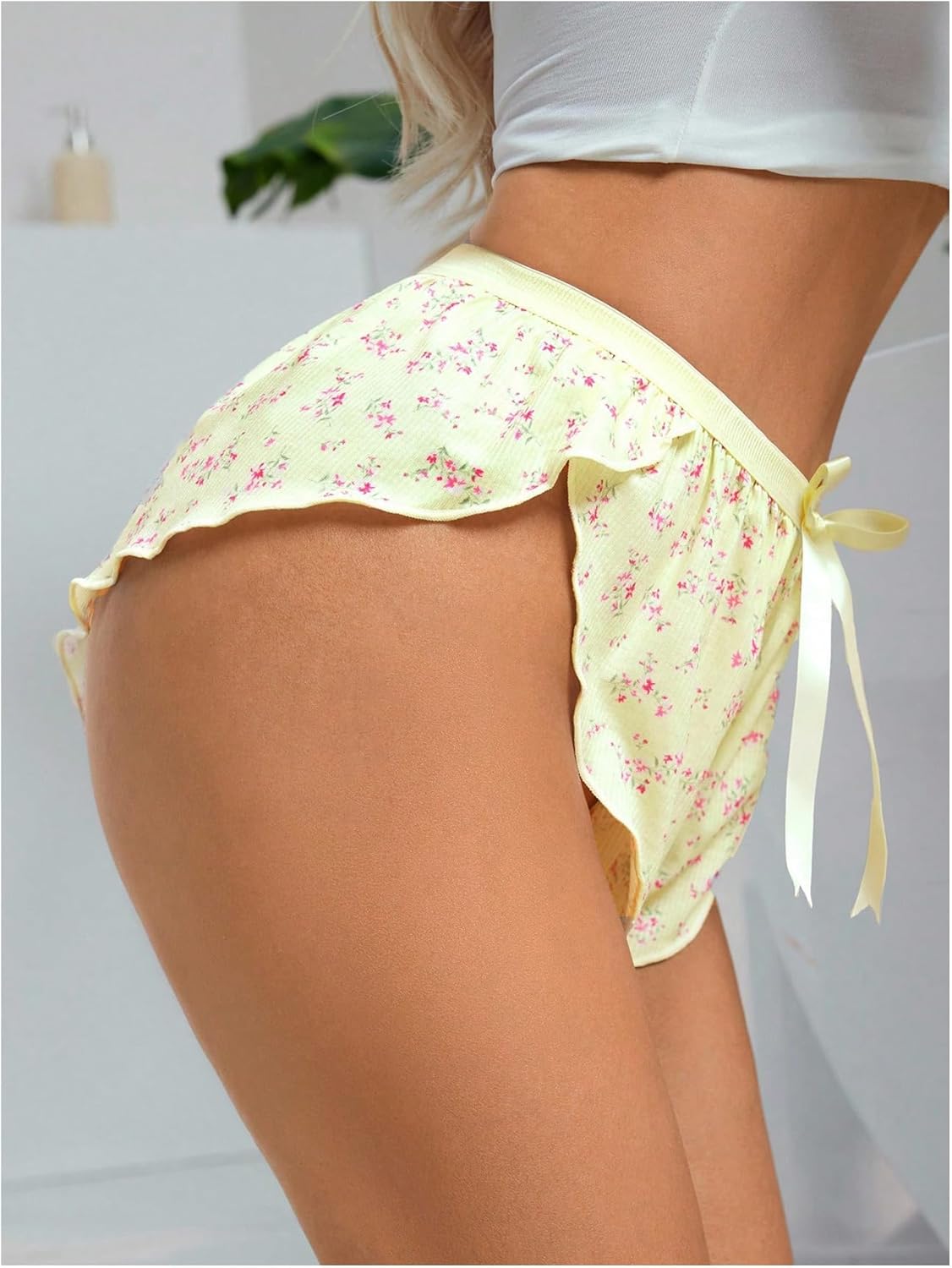 Verdusa Women's Ditsy Floral Print Pajama Bottoms Bow Knot Coquette Comfy Lounge Shorts - Image 3