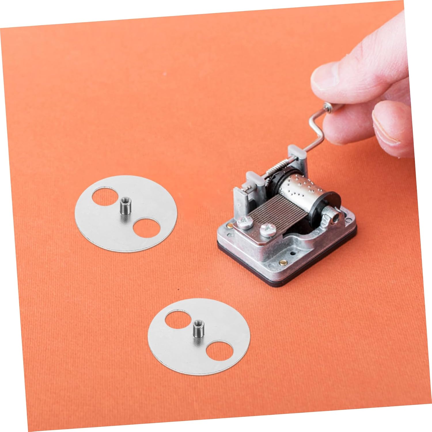 Totority 4pcs Enhance Your Music Box Metal Winder Round Disk DIY Winder Replacement Parts Accessories for Anastasia Childrens Mechanical Music Boxes