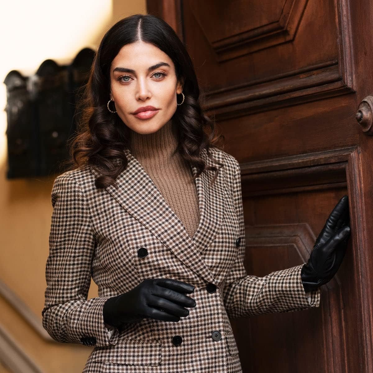 Fratelli Orsini Winter Gloves Isabella Black for Women - Lambskin Leather Gloves with cashmere lining - color Black