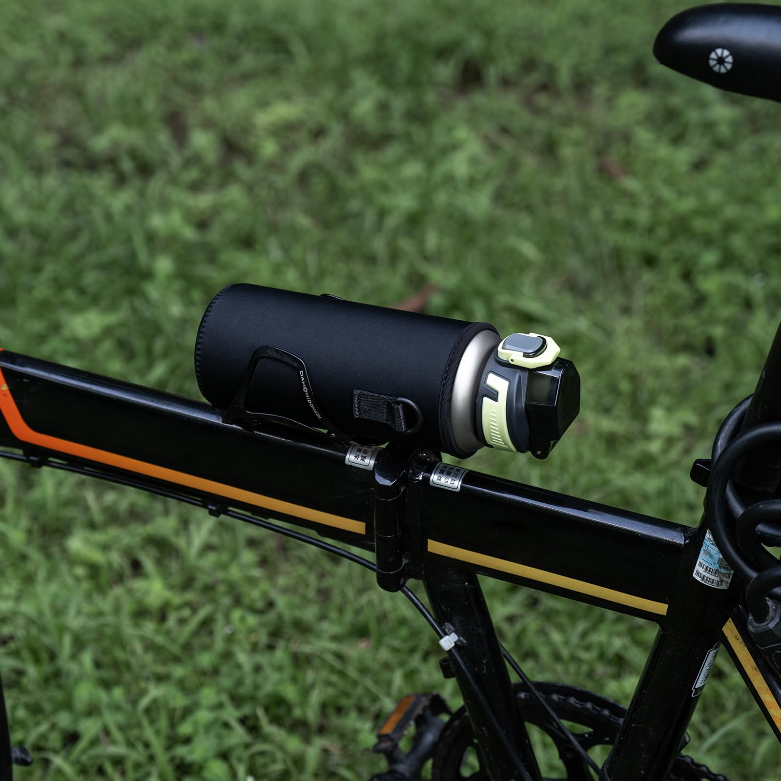 Boundless Voyage Gourde ultra légère en titane 950 ml Finsh mat + couvercle en polypropylène