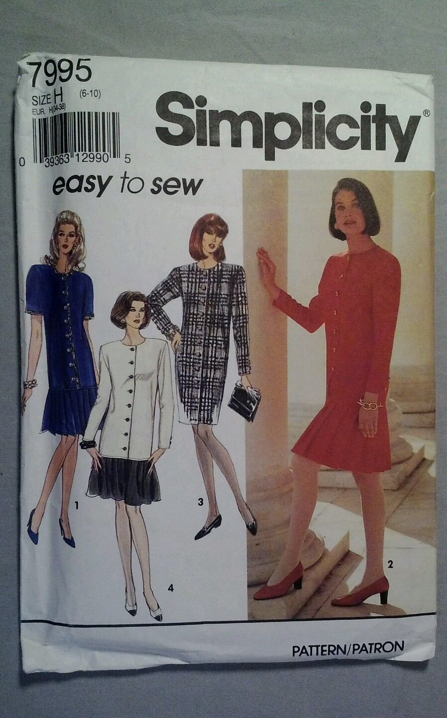 Patron Simplicity 7995 petite robe d'été à jupe plissée taille 34-38