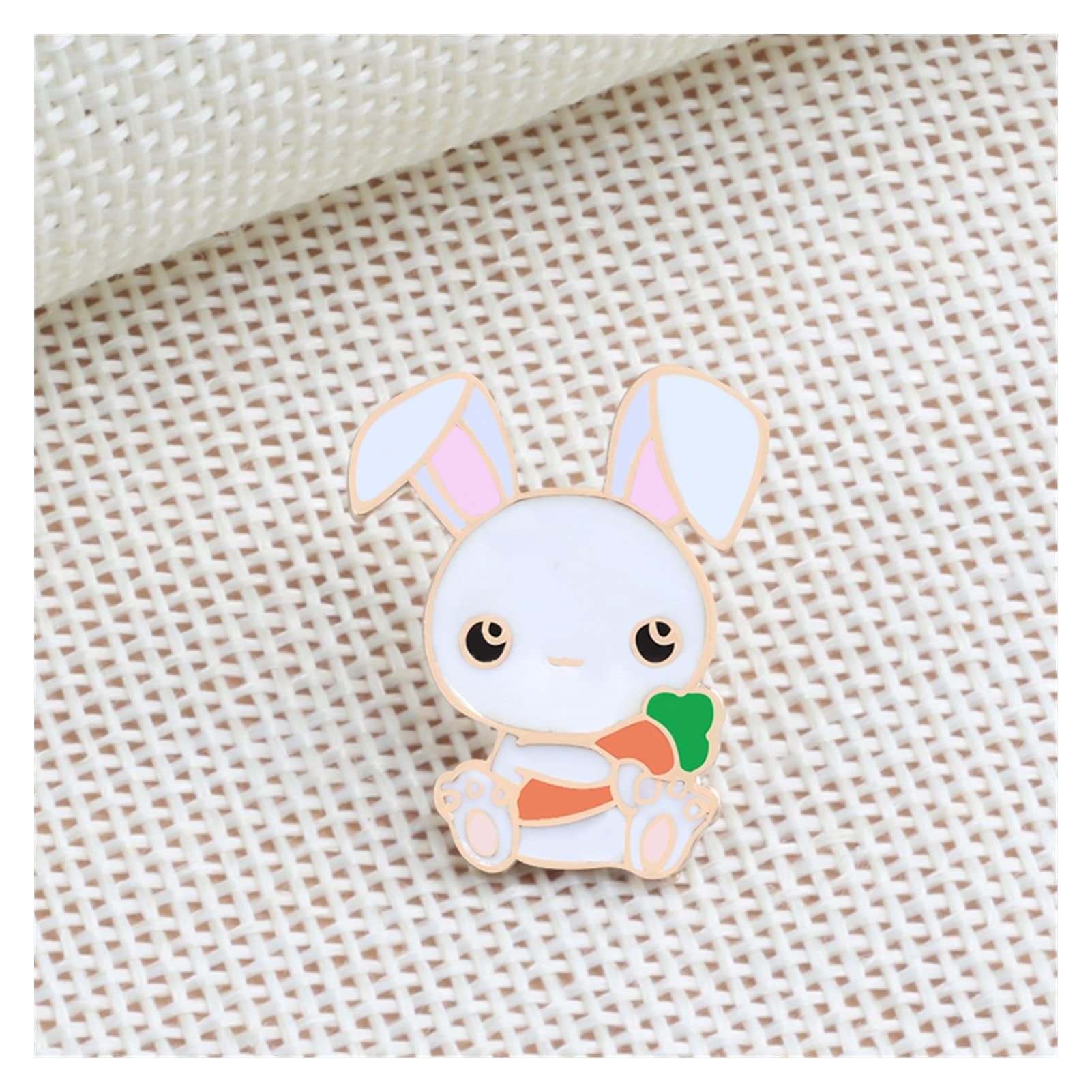 WXKAGF Brosche Karotte Emaille Pins Niedliche Kaninchen Kette Broschen Tiere Abzeichen Frauen Denim Jacken Kragen Anstecknadeln Cartoon Schmuck Geschenke