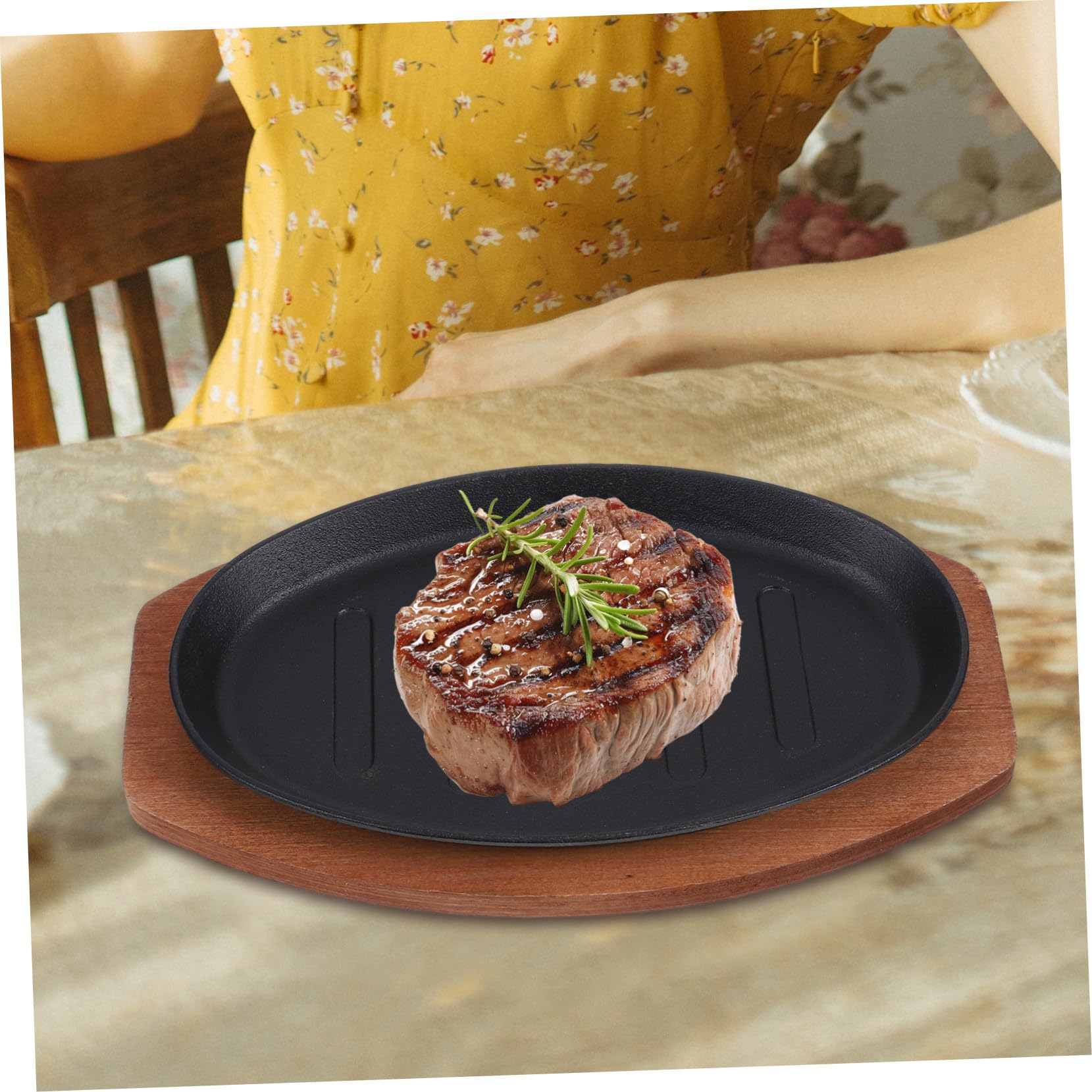 Plancha de Hierro Fundido para Bistec con Base de Madera Superficie Lisa y Fácil de Limpiar Adecuado para Freír Papas y Asar Carnes en Casa
