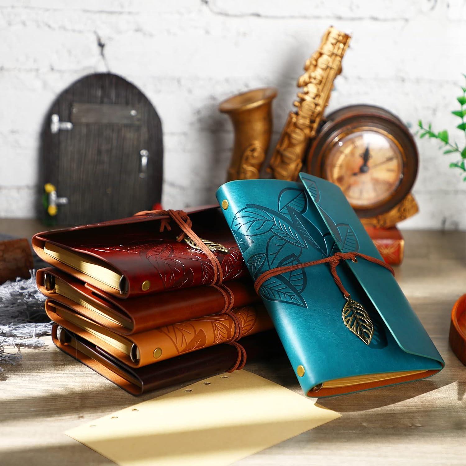 Chinco 5 Pcs Journal Notebook Refillable Leather Diary Leather Vintage Writing Journal Travel Business Work Notebook Gifts Bulk For Women Men With Blank Pages And Retro Pendants, 7 X 5 In