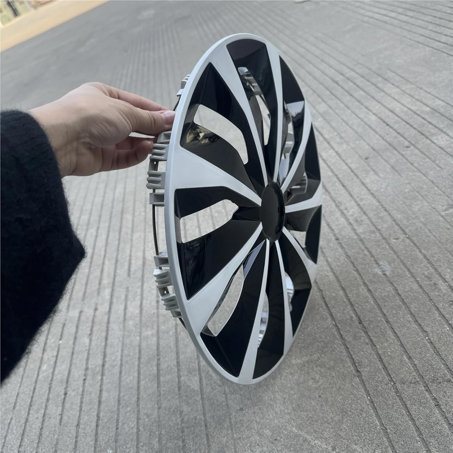 4個 17インチ ハブキャップ 交換用ホイールキャップ 自動車ハブ