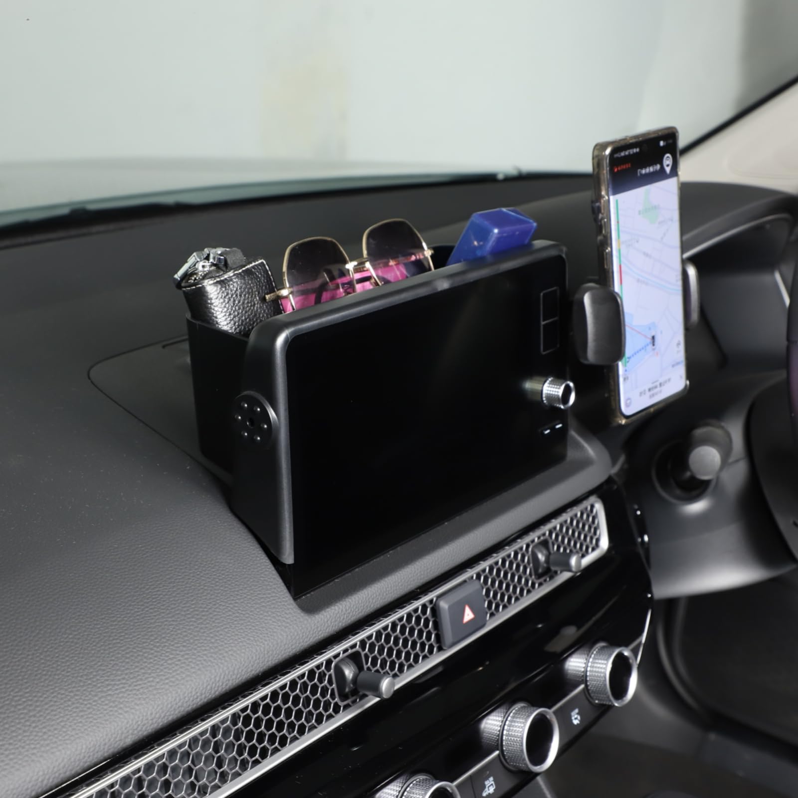 車載収納トレイ スマートフォンホルダー付き 黒 Amazon.co.jp: Sauicemy ホンダ シビック 2022年に対応 車用 携帯