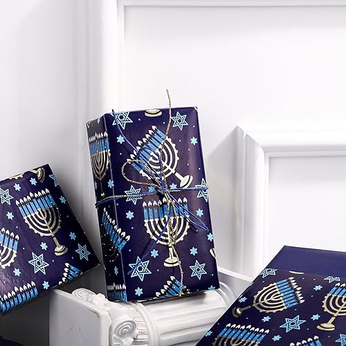 Vista 41 de WRAPAHOLIC Papel de regalo reversible de Navidad, mini rollo, 17 pulgadas x 33 pies, diseño de gnomo azul morado y cuadros con brillo metálico