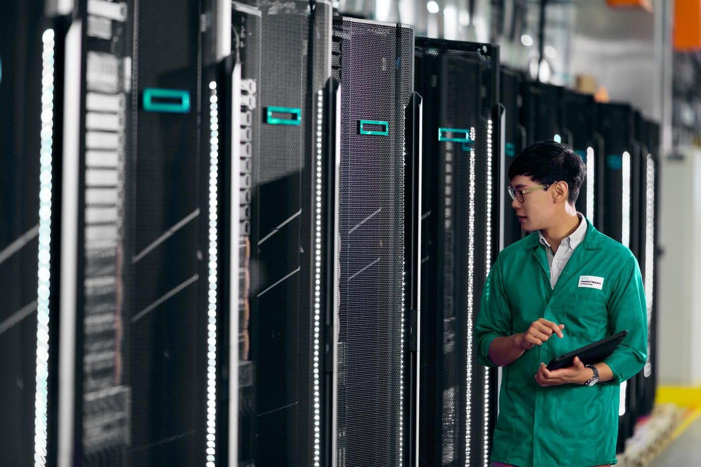Hewlett Packard Enterprise Hpe dl380 g11 ns204i-​u internal cbl p52152-​b21