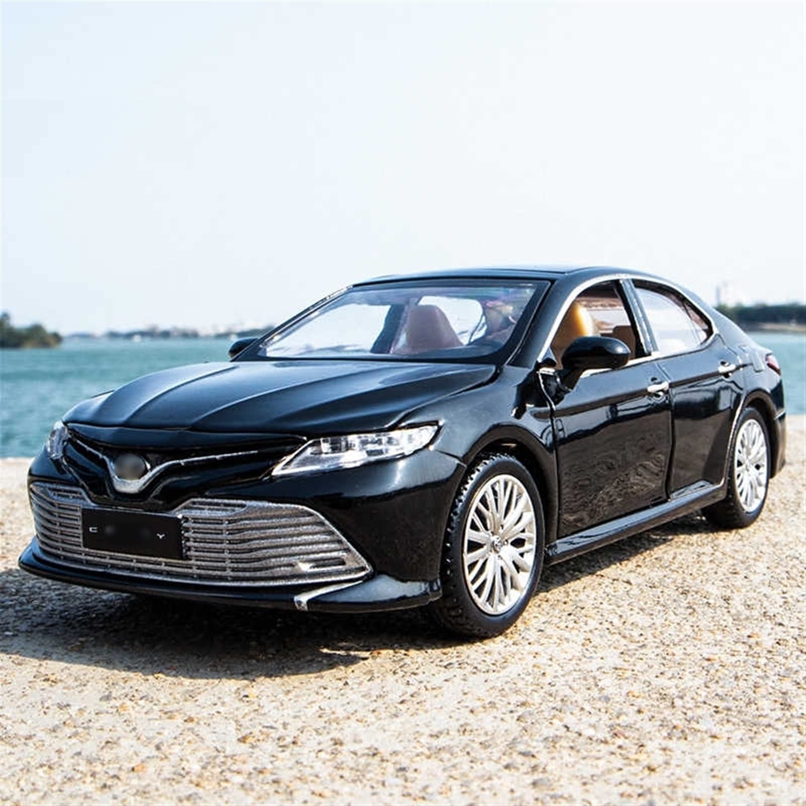 1:32 For Toyota Camry Alloy Car Model Diecast Metal Toy Vehicles Car Model High Simulation Sound Light Collection Vehicle (Color : Black)