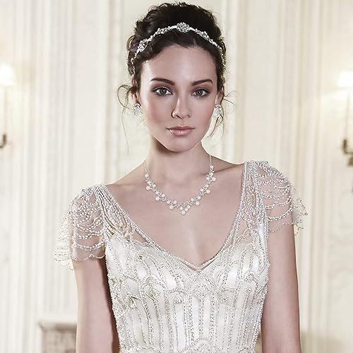 Miniatura 8 de EVER FAITH Juego de aretes de collar con lazo de hoja de vid de perlas simuladas para mujer Cristal