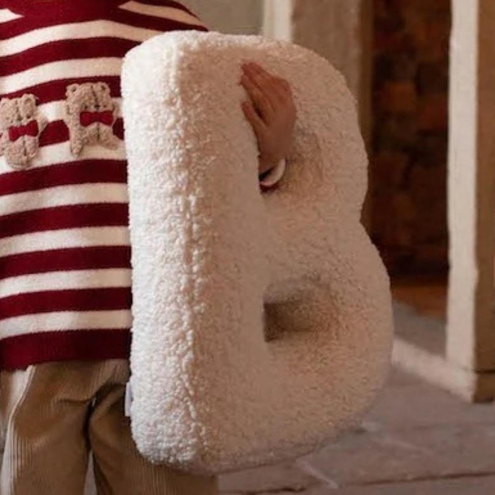 Milageto Cuscino di Peluche a Forma di Lettera, Regalo di Compleanno, Cuscino Decorativo da abbracciare, per Divano e Letto, a