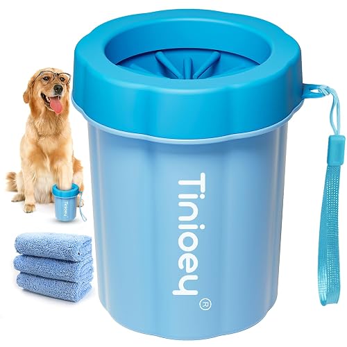 Tinioey Dog Paw Cleaner for Dogs, Dog Paw Washer, Pet Paw Cleaner Muddy Paws Cleaner, Dog Foot Cleaner (with 3 Absorbent Towels), Dog Walking Accessories Dog Gifts - M - Blue