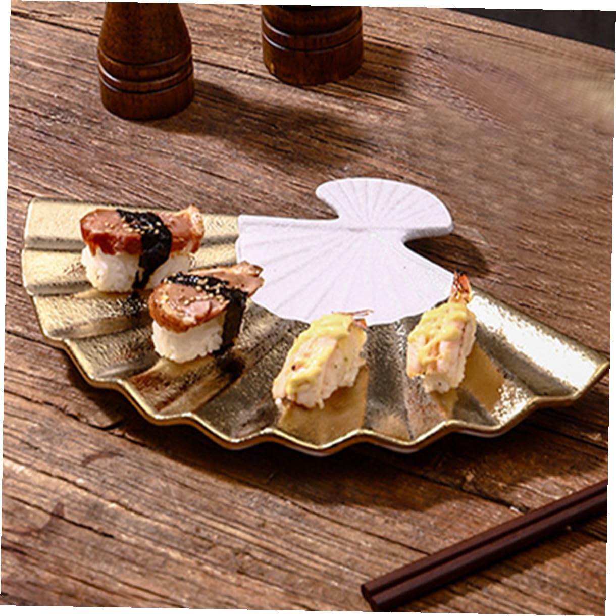 VALICLUD Plateau de Service Facile à Nettoyer Japonerie Forme Éventail en Céramique Design Élégant pour Sushis et Sashimis pour Restaurants et Hôtels