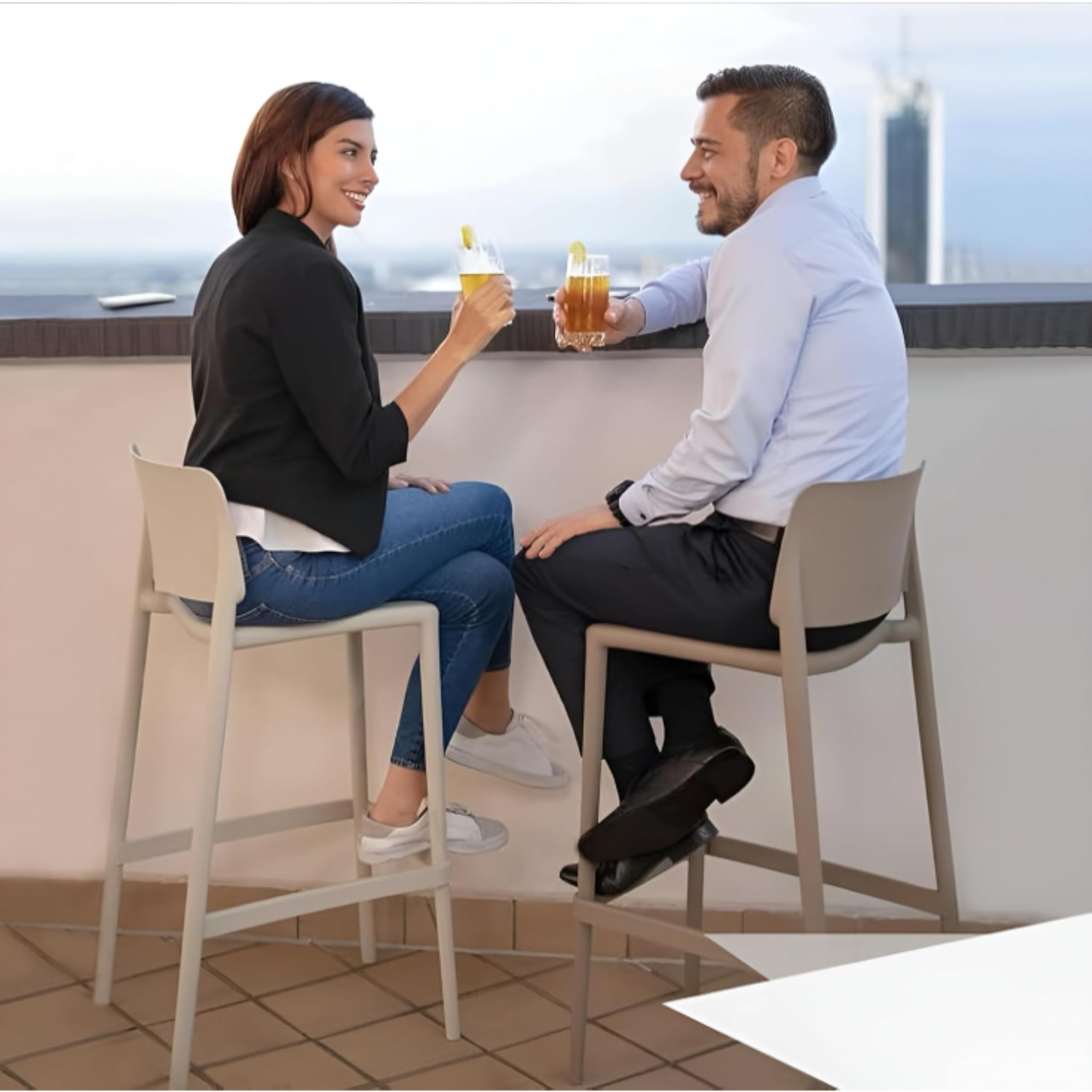 PAPATYA 4er-Set Barstuhl Joy-S I Designbarstuhl mit Einer Belastbarkeit von 200 kg (Rot)