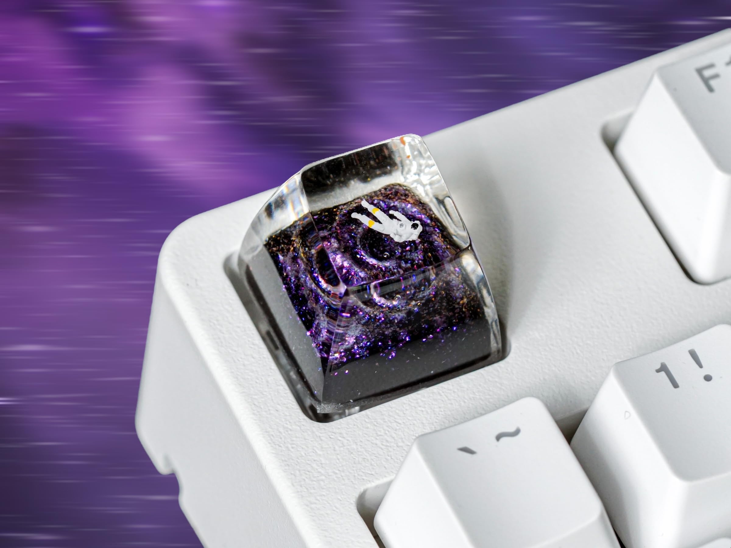 Gravity Keycaps MX - BOX key Cyan Backlit Keycap Set: RGB Shine