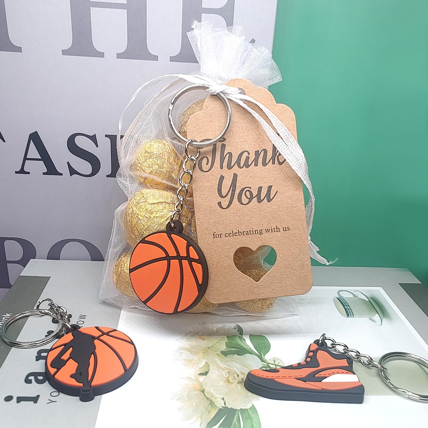 36 pezzi di basket portachiavi, portachiavi sportivi per i regali di borsa partito Sport Party Favors Kid School Sport Reward