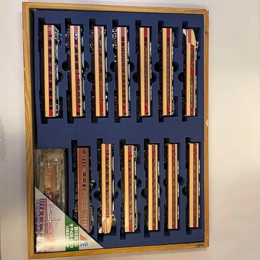 A-0126 国鉄151系　特急つばめ　サヤ420・ED73 Amazon.co.jp: A0126 国鉄151系 特急つばめ・サヤ420・ED73 14両