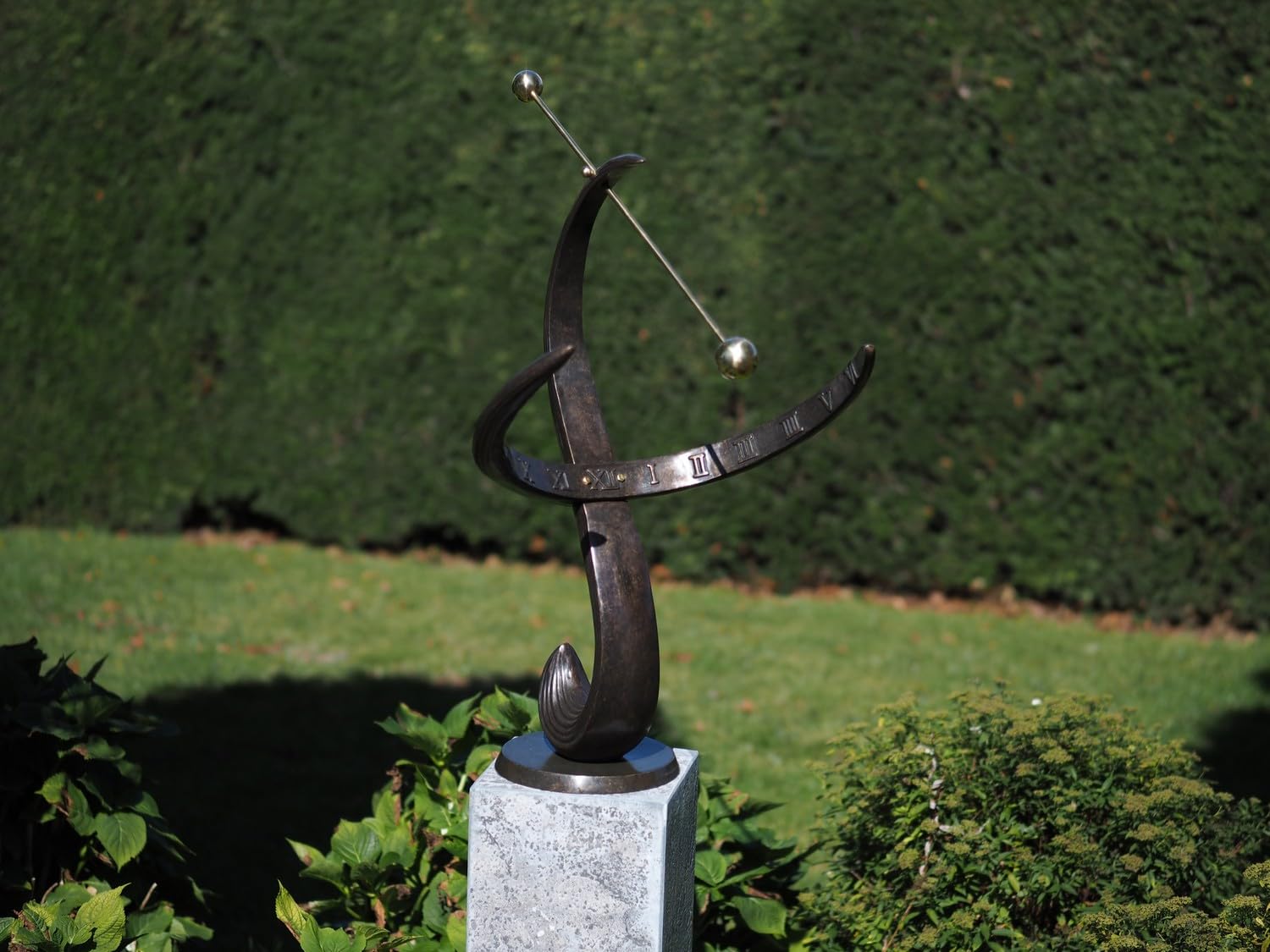 Generisch Bronze-Skulptur kleine Sonnenuhr Wave | 66x32x90cm | Sonnenuhr aus Bronze | handgefertigt