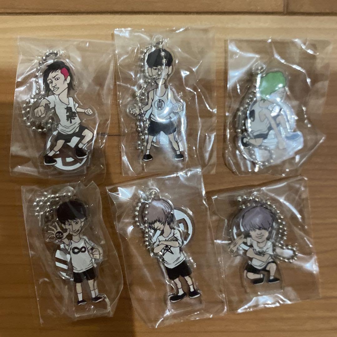 Amazon.co.jp: Set of 6 UVERworld Goods Acrylic Stand Keychain