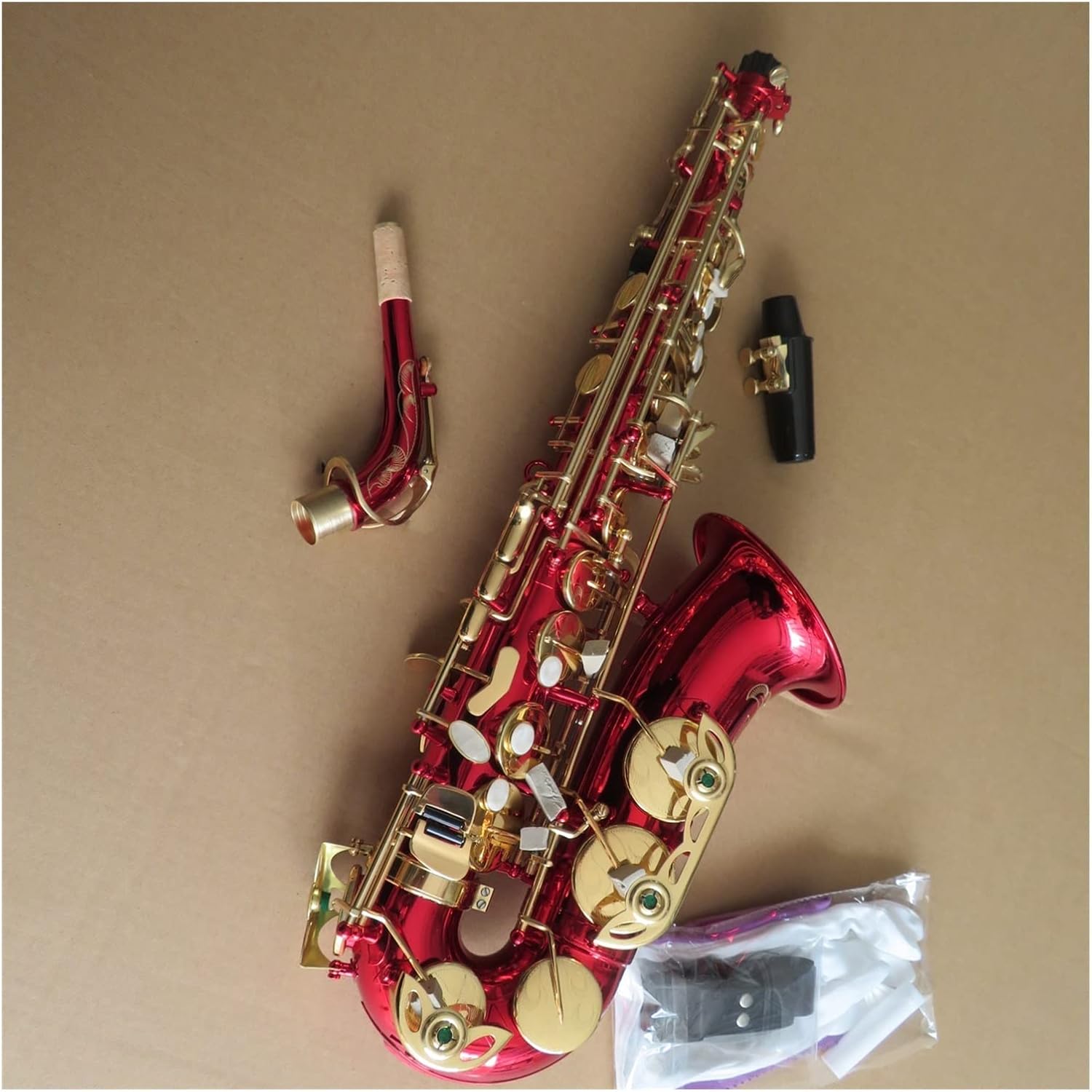 サックス楽器 楽器 赤いアンティークボディ 緑のサックスキー Eフラットアルト サックス楽器 楽器 赤いアンティークボディ 緑のサックスキー Eフラットアルト  サックス楽器 楽器 赤いアンティークボディ 緑のサックスキー Eフラットアルト プロフェッショナルサックス ...