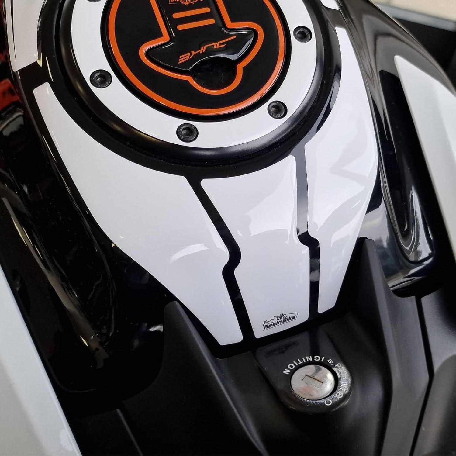 Resin Bike Motorcycle 3D Stickers Compatible with KTM Duke 390 2021-2023 Silver. Tank Protector Protection from Impact and Scratches. Resin Stickers - Made in Italy